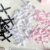 다양한 색상의 100개 미니 리본 보우 – 선물 포장 및 장식용 귀여운 DIY 공예 액세서리